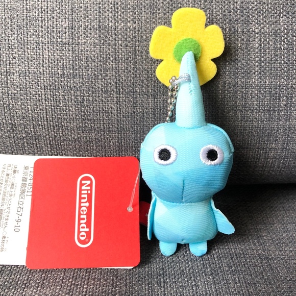 Pikmin Keychain Mascot Ice Pikmin Flower Stuffed Plush Nintendo - NEW - Picture 1 of 2